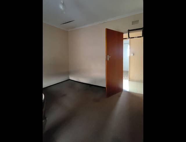 4 BEDROOM HOUSE TO LET IN VAALPARK